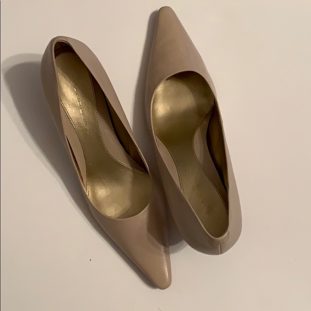Tan Heels